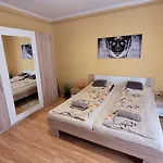Relax Wellness Apartment Paradsasvar