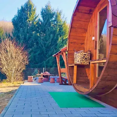 Relax Wellness Apartment Paradsasvar
