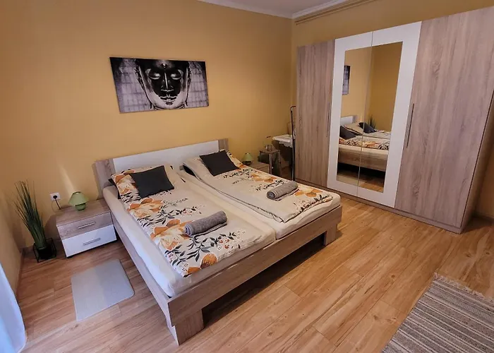 Relax Wellness Apartament *
