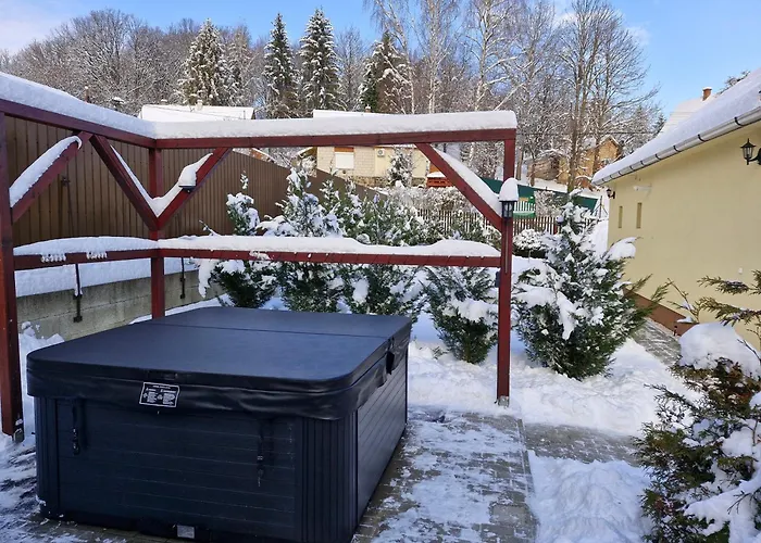 Relax Wellness Apartman Parádsasvár